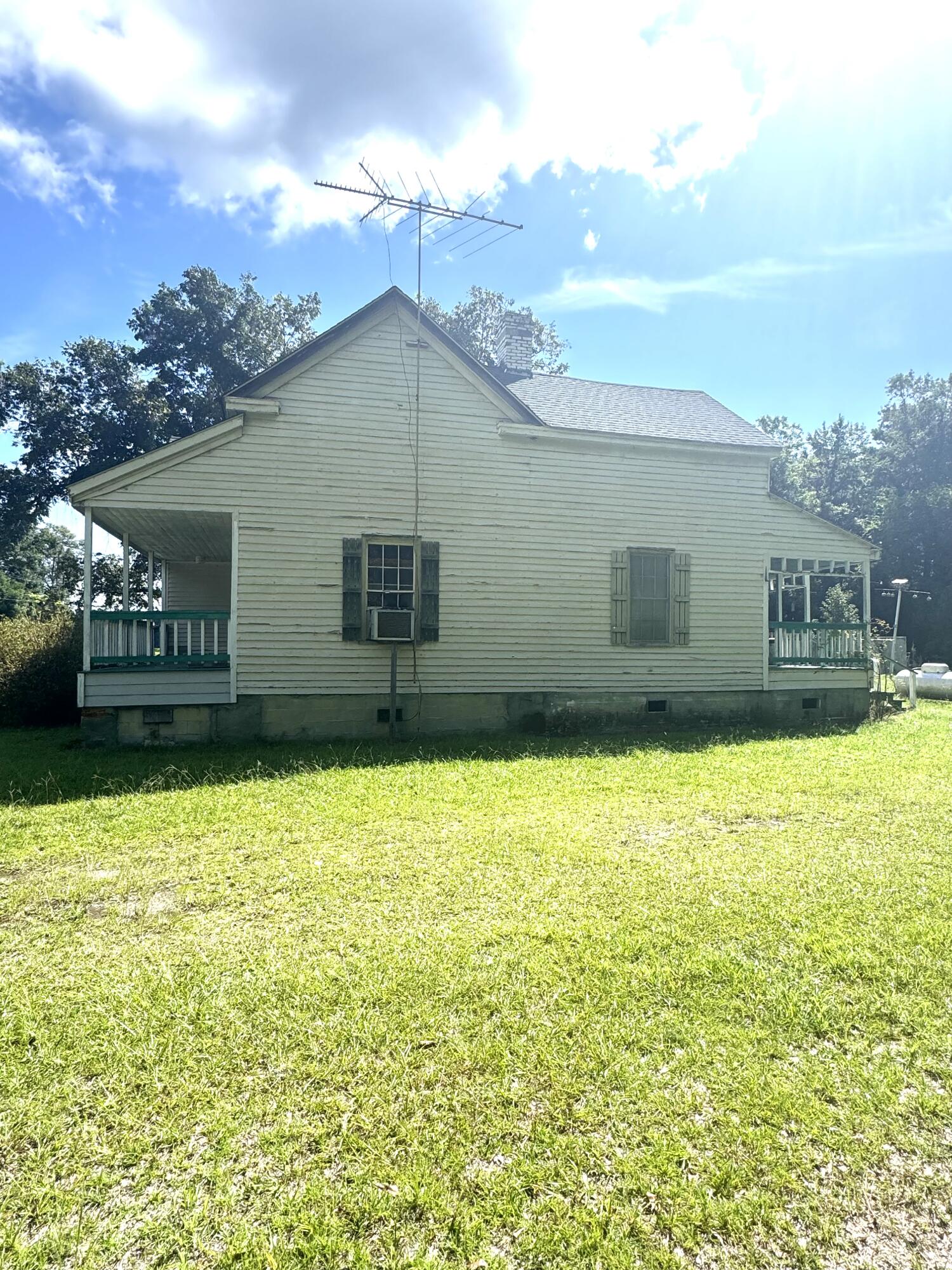 8347 Lodge Highway