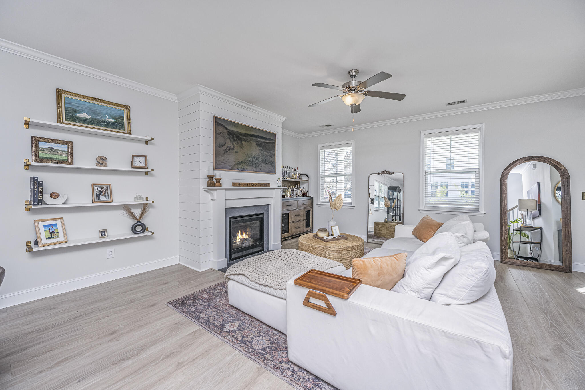 1073 Oak Bluff Avenue