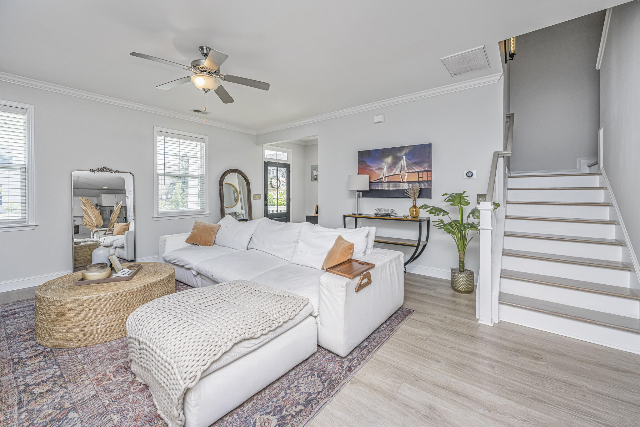 1073 Oak Bluff Avenue