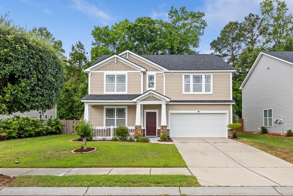 Photo of 160 Pavilion Street, Summerville, SC 29483 (MLS # 26012543)