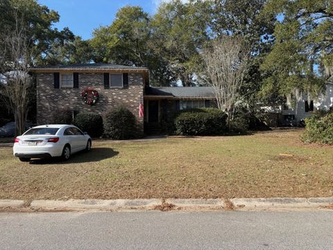 Photo of 665 Pawley Road, Mount Pleasant, SC 29464 (MLS # 26000417)