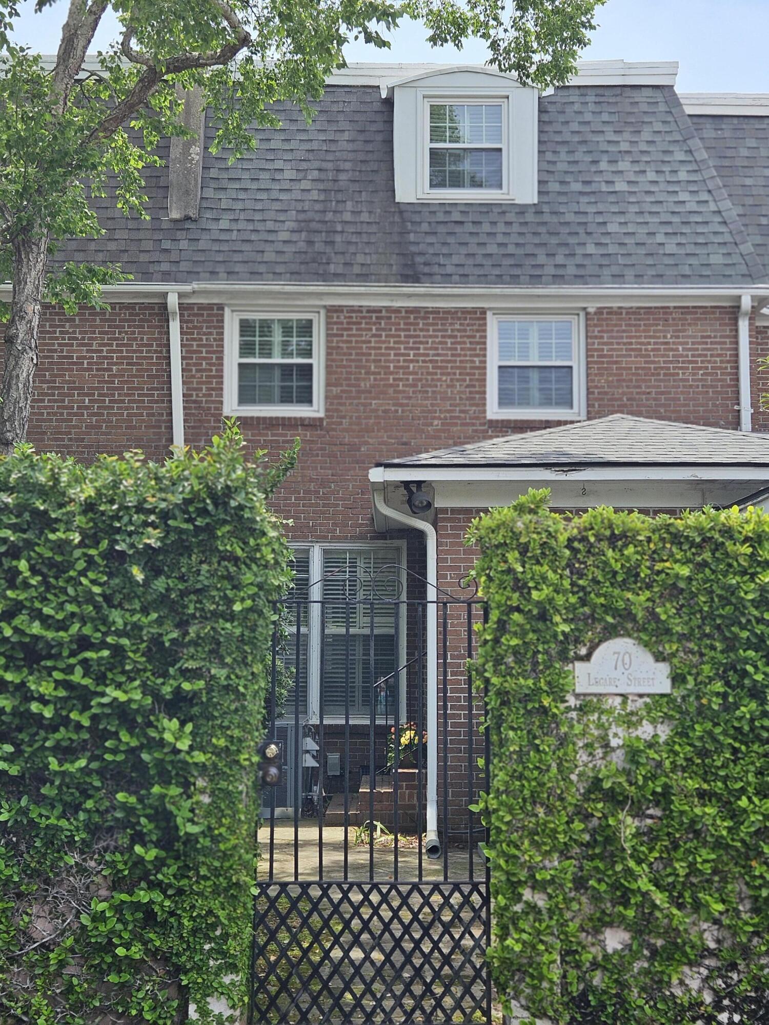 70 Legare Street