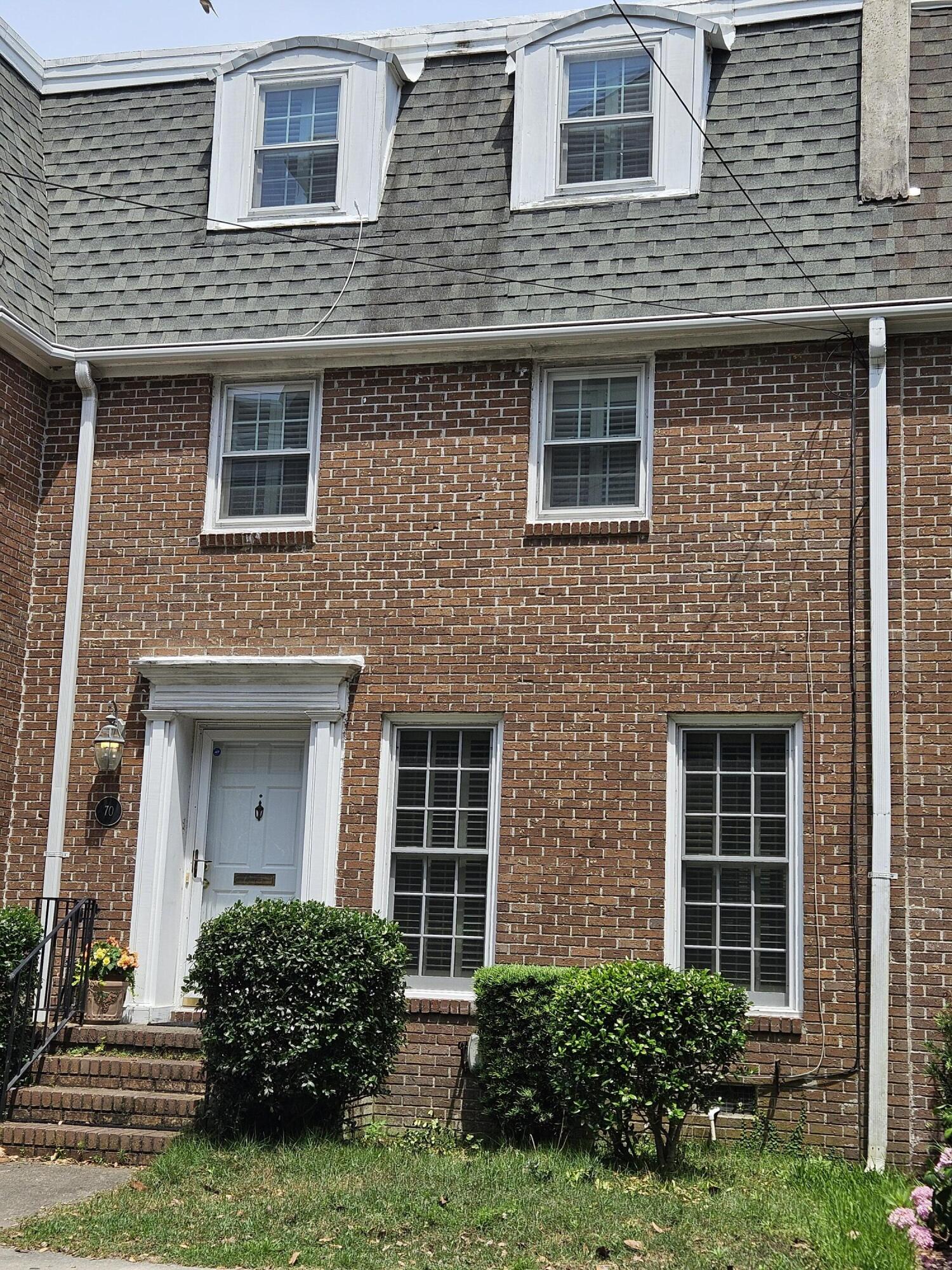 70 Legare Street