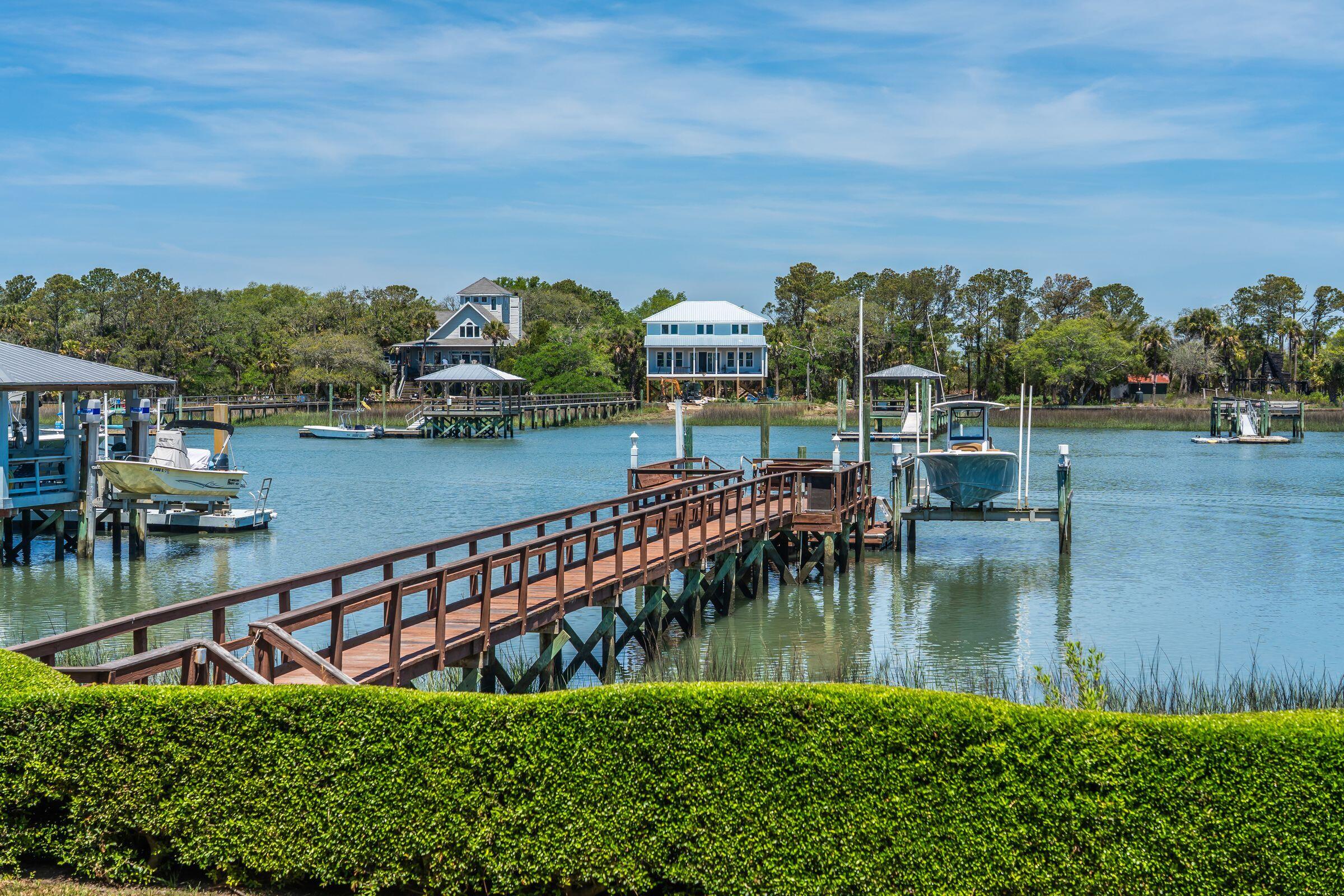 16 Intracoastal Court