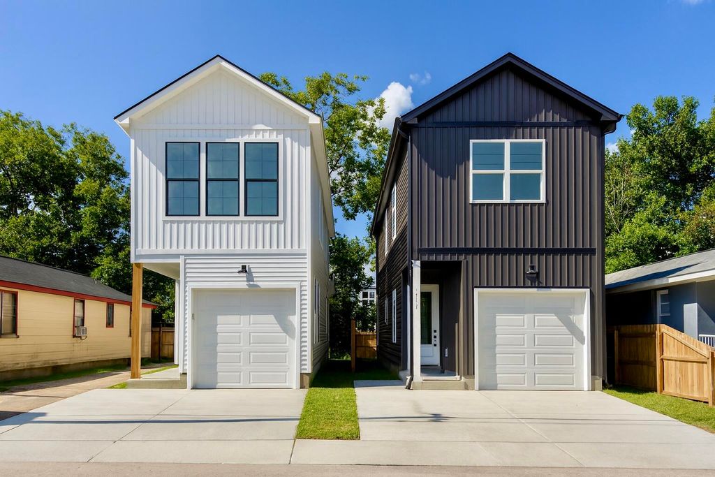 Photo of 2012 Forest Avenue, North Charleston, SC 29405 (MLS # 25026405)