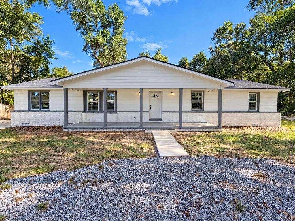 Photo of 1729 N Highway 17, Mount Pleasant, SC 29464 (MLS # 26028777)