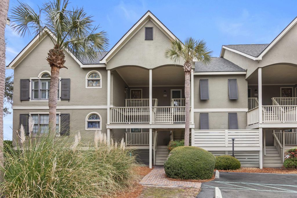 Photo of 2106 Landfall Way, Seabrook Island, SC 29455 (MLS # 26005091)