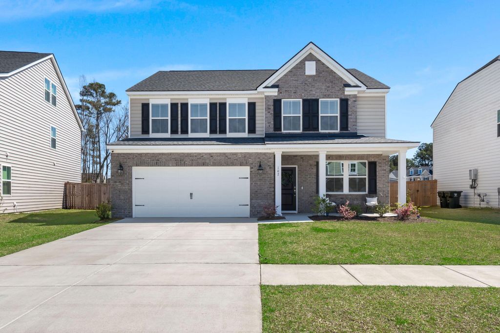 Photo of 102 Berry Hollow Road, Summerville, SC 29486 (MLS # 26007986)