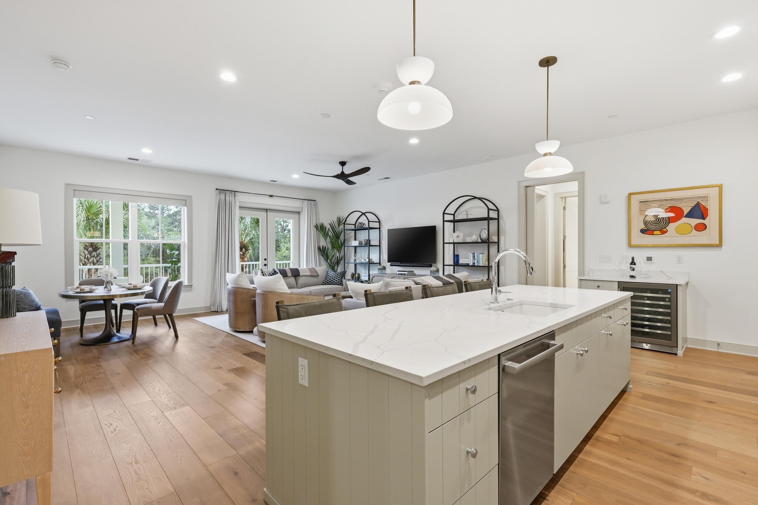 320 Longshore Street Unit 1025