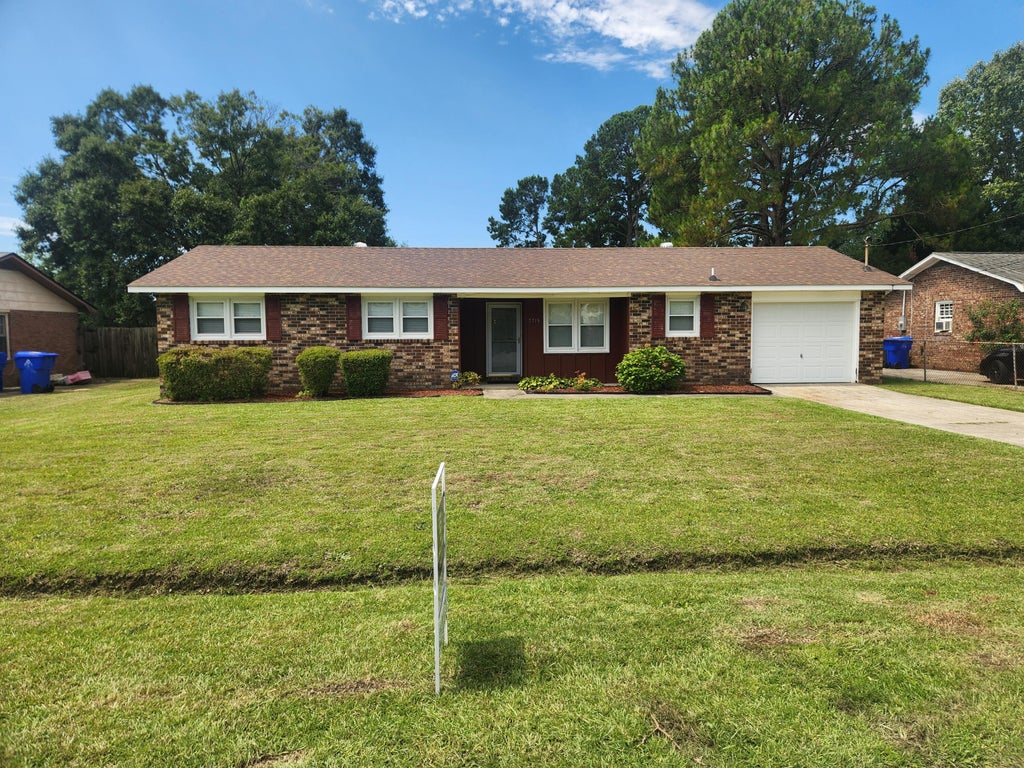 Photo of 7715 Ovaldale Drive, North Charleston, SC 29418 (MLS # 26019853)