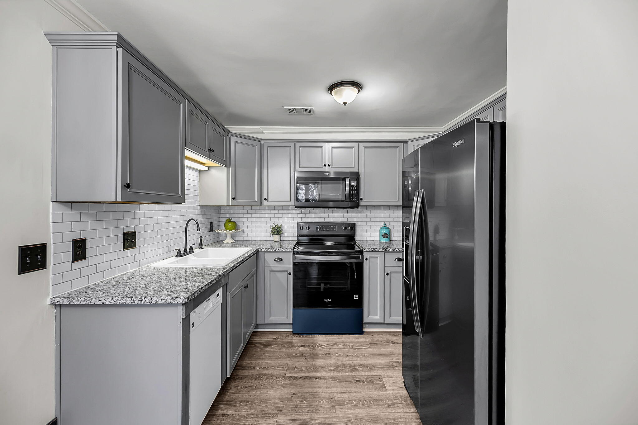 6287 Rolling Fork Road B