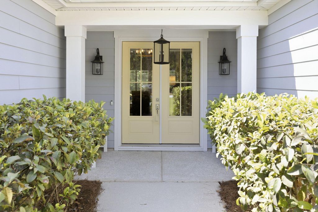 Photo of 115 Beam Street, Huger, SC 29450 (MLS # 26012946)