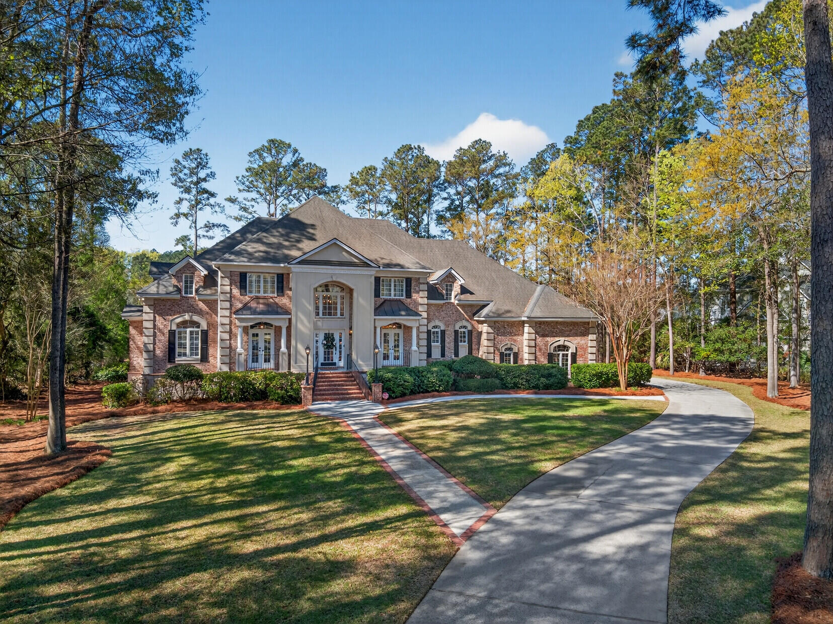 2992 Pignatelli Crescent