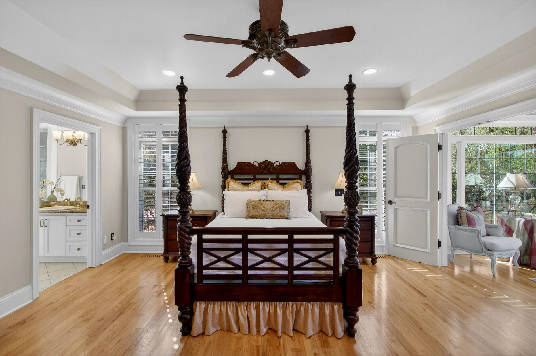 2992 Pignatelli Crescent