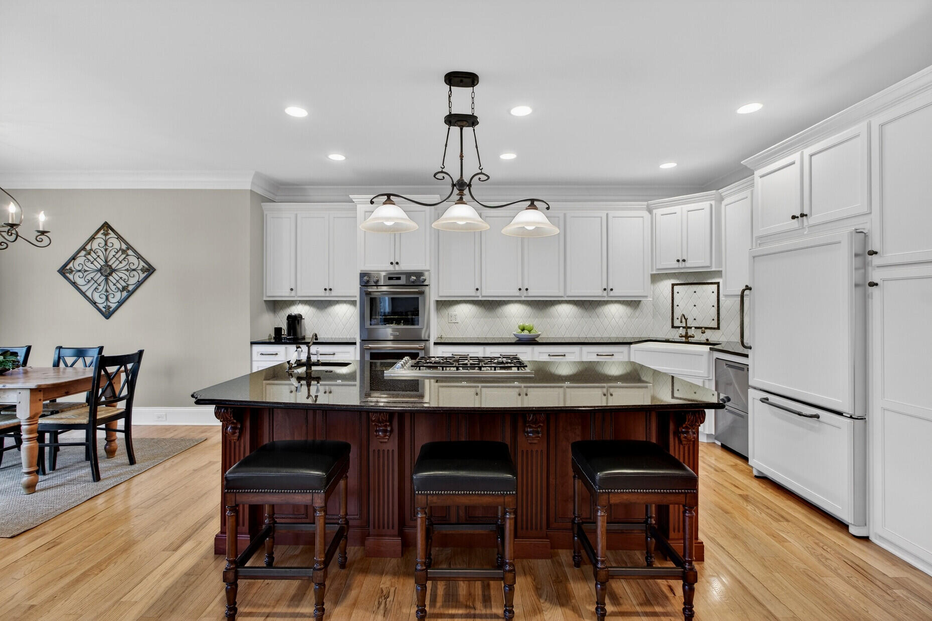 2992 Pignatelli Crescent