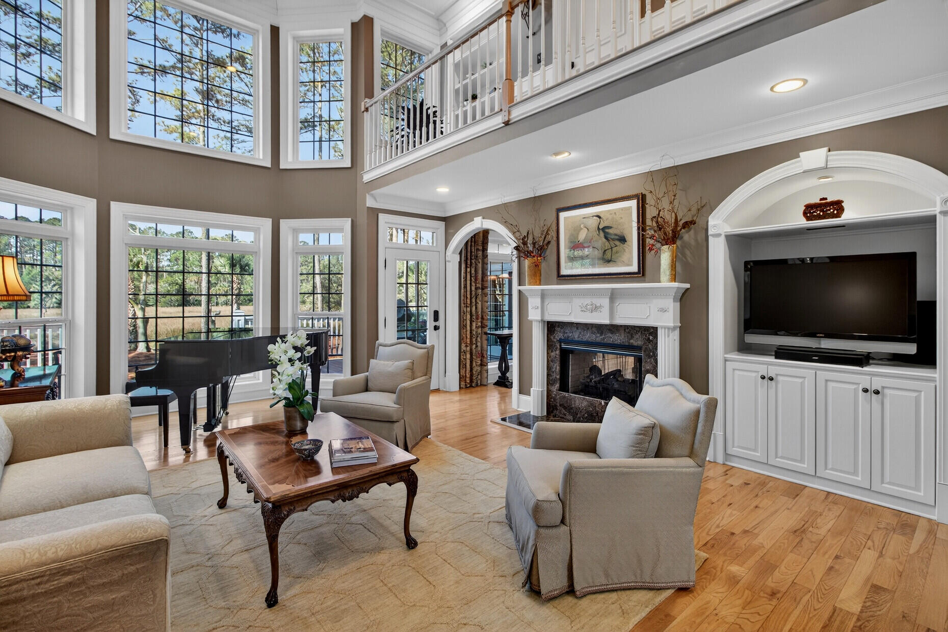 2992 Pignatelli Crescent