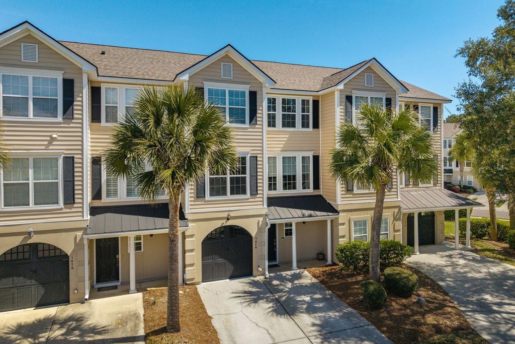 Photo of 1474 Hamlin Park Circle, Mount Pleasant, SC 29466 (MLS # 26007664)