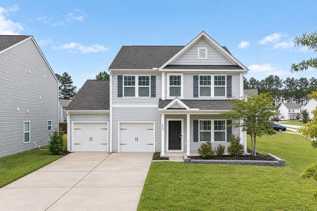 Photo of 213 Godwit Drive, Summerville, SC 29486 (MLS # 26027907)