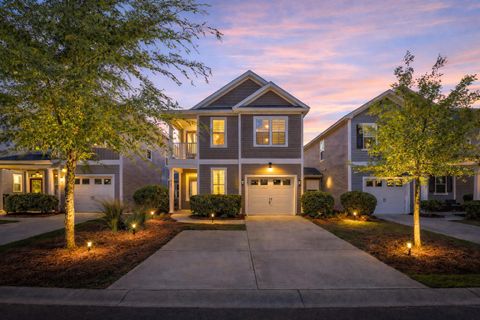 Photo of 2701 Poplar Grove Place, Summerville, SC 29483 (MLS # 26010612)