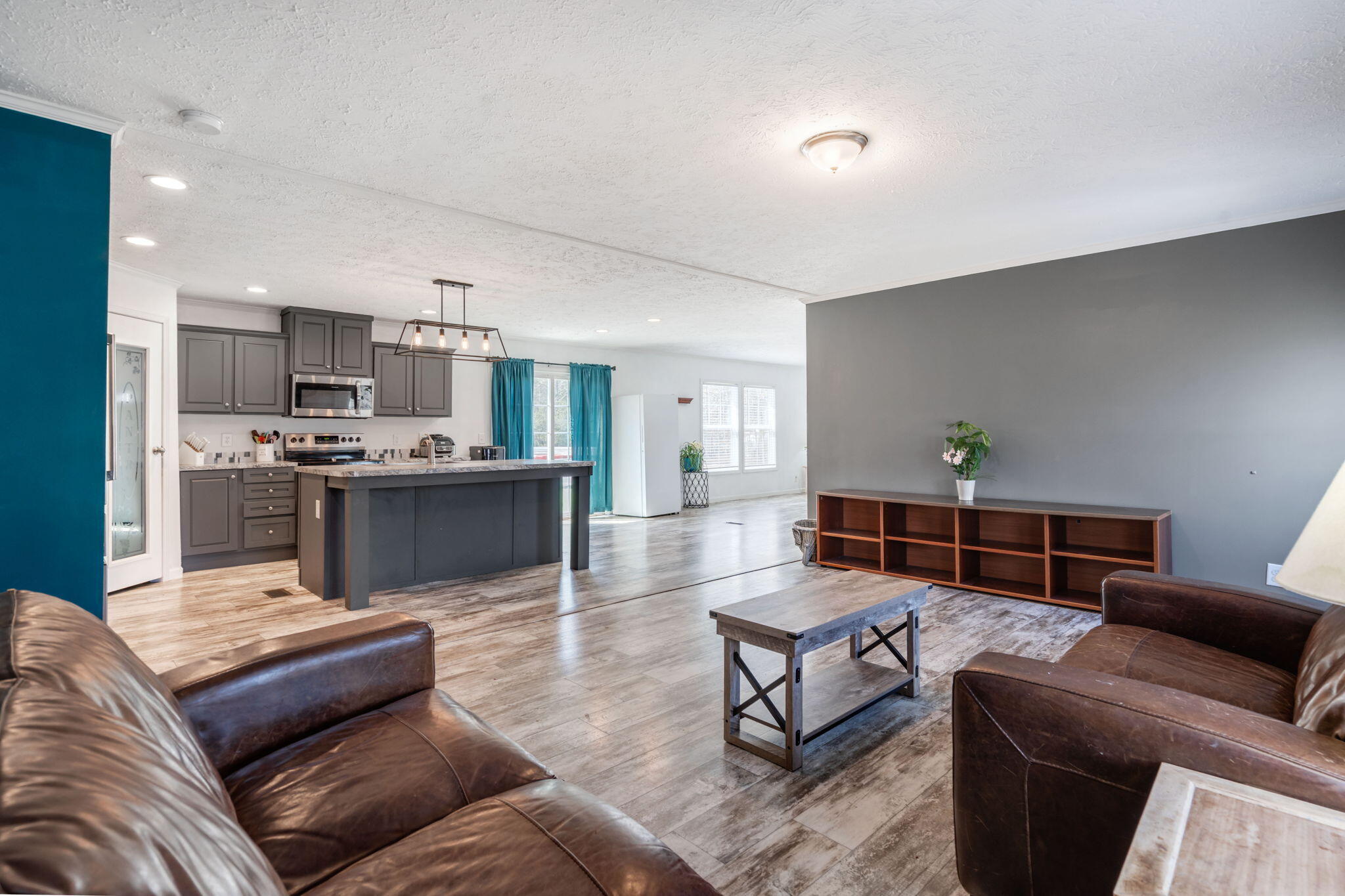 217 Rolling Hills Trail