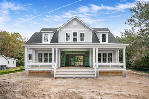 A home in Mount Pleasant