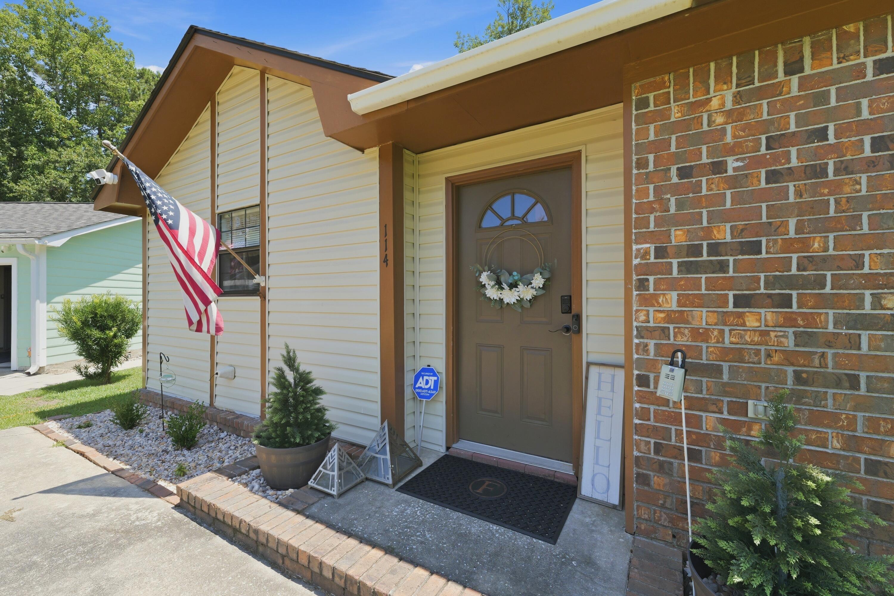 114 Mcduffie Court
