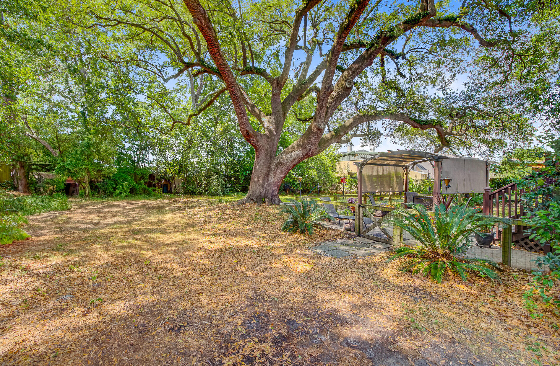 318 N Magnolia Street