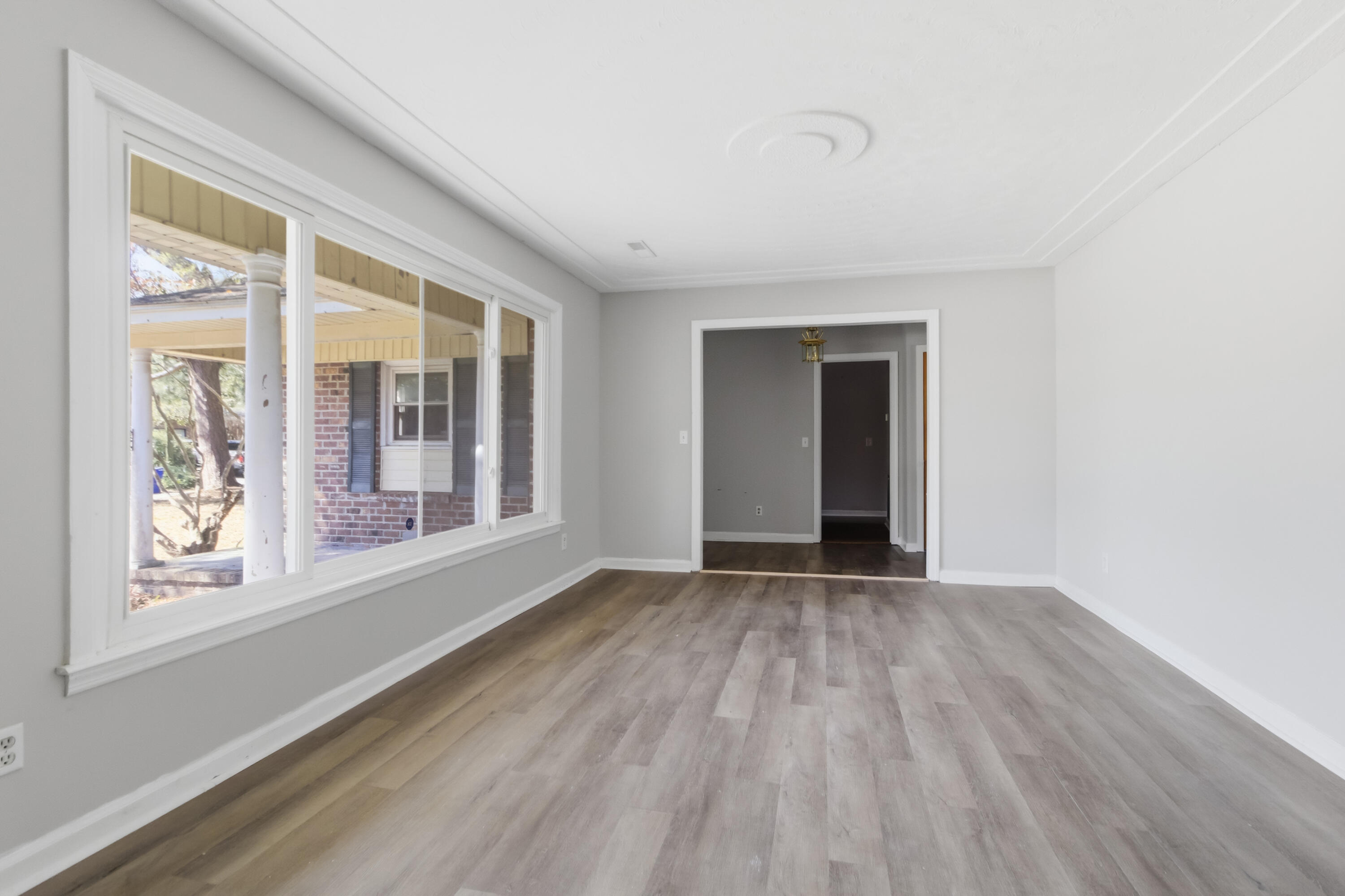 1240 Oakcrest Drive