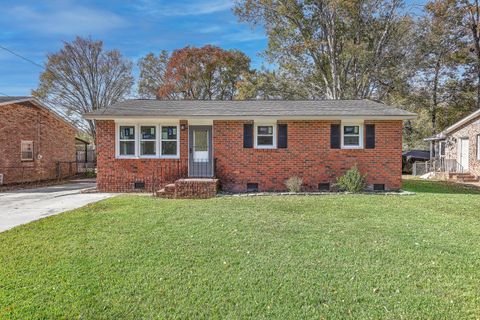 Photo of 109 Englewood Road, Goose Creek, SC 29445 (MLS # 25030393)
