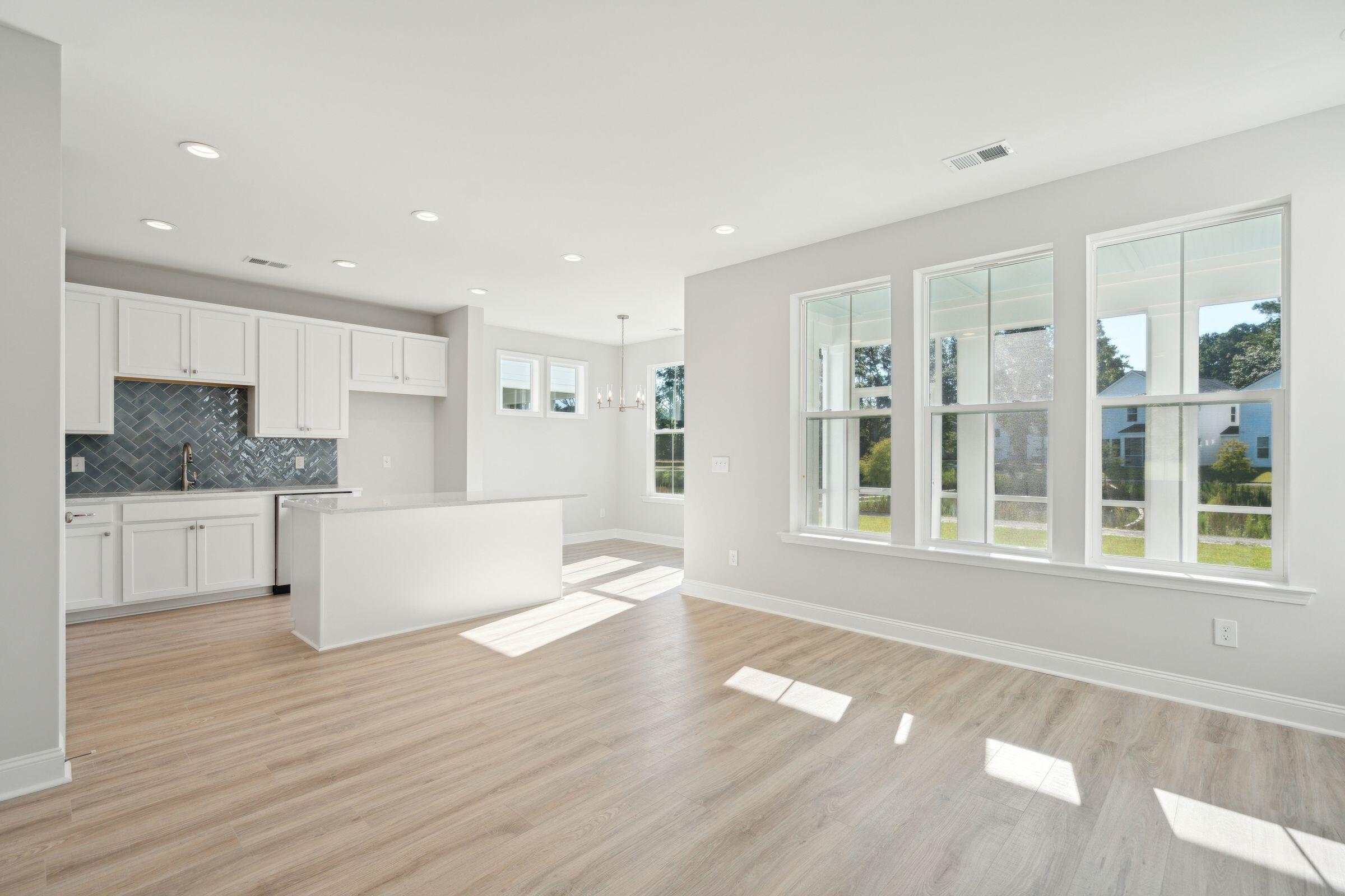 367 Chapman Circle