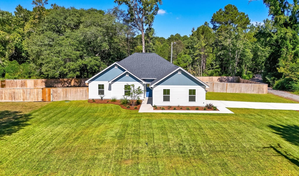 Photo of 6324 N Highway 17, Awendaw, SC 29429 (MLS # 26027514)