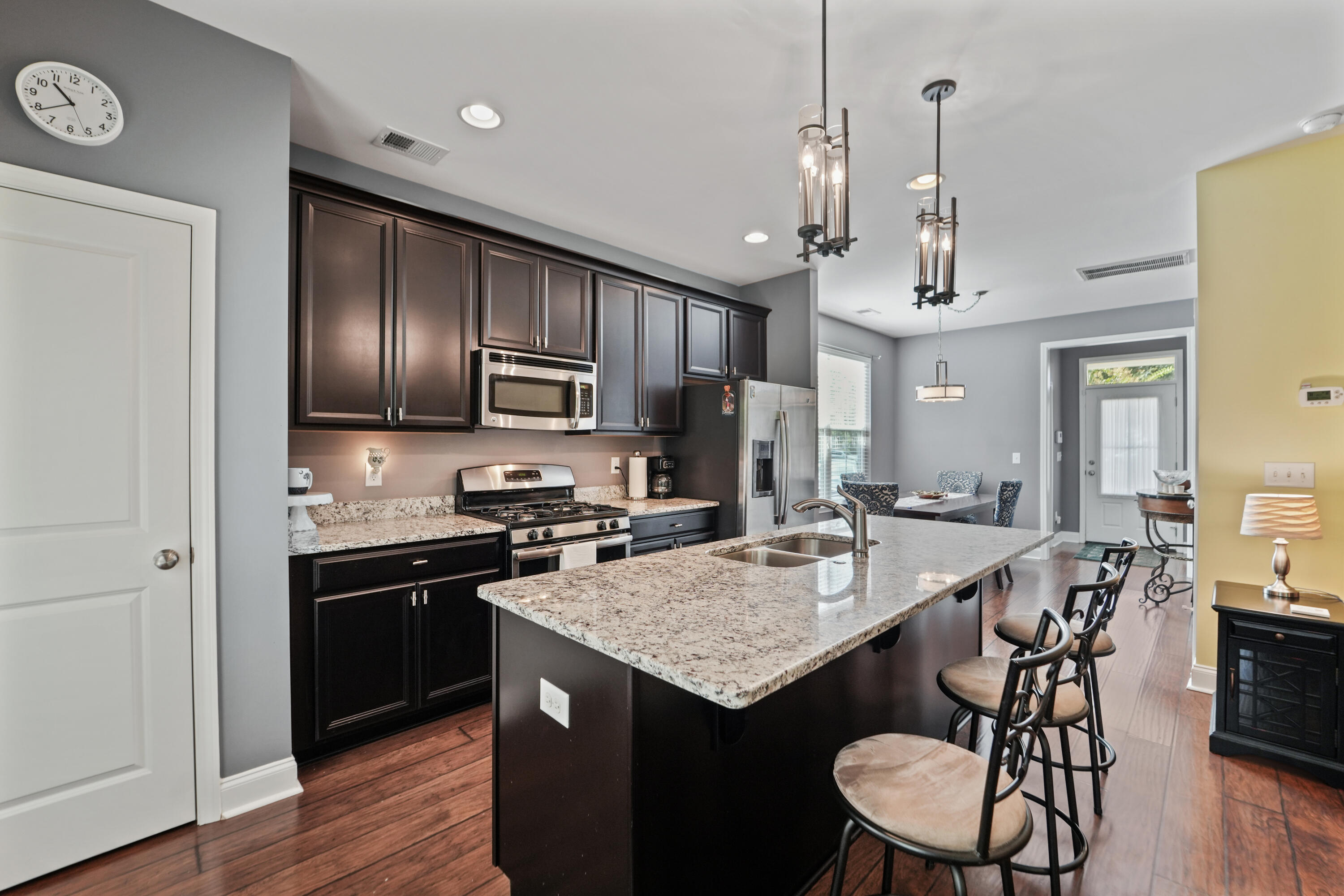 1800 Poplar Grove Place