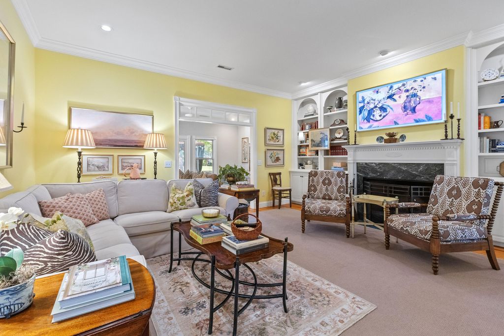 Photo of 537 E Rice Planters Lane, Mount Pleasant, SC 29464 (MLS # 26014939)