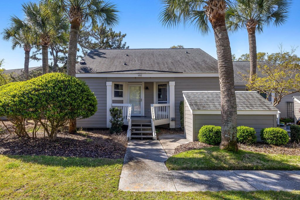 Photo of 452 Double Eagle Trace, Johns Island, SC 29455 (MLS # 26009038)