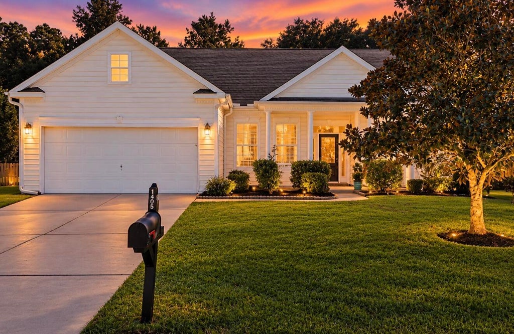 Photo of 1405 Coopers Hawk Drive, Hanahan, SC 29410 (MLS # 26027094)