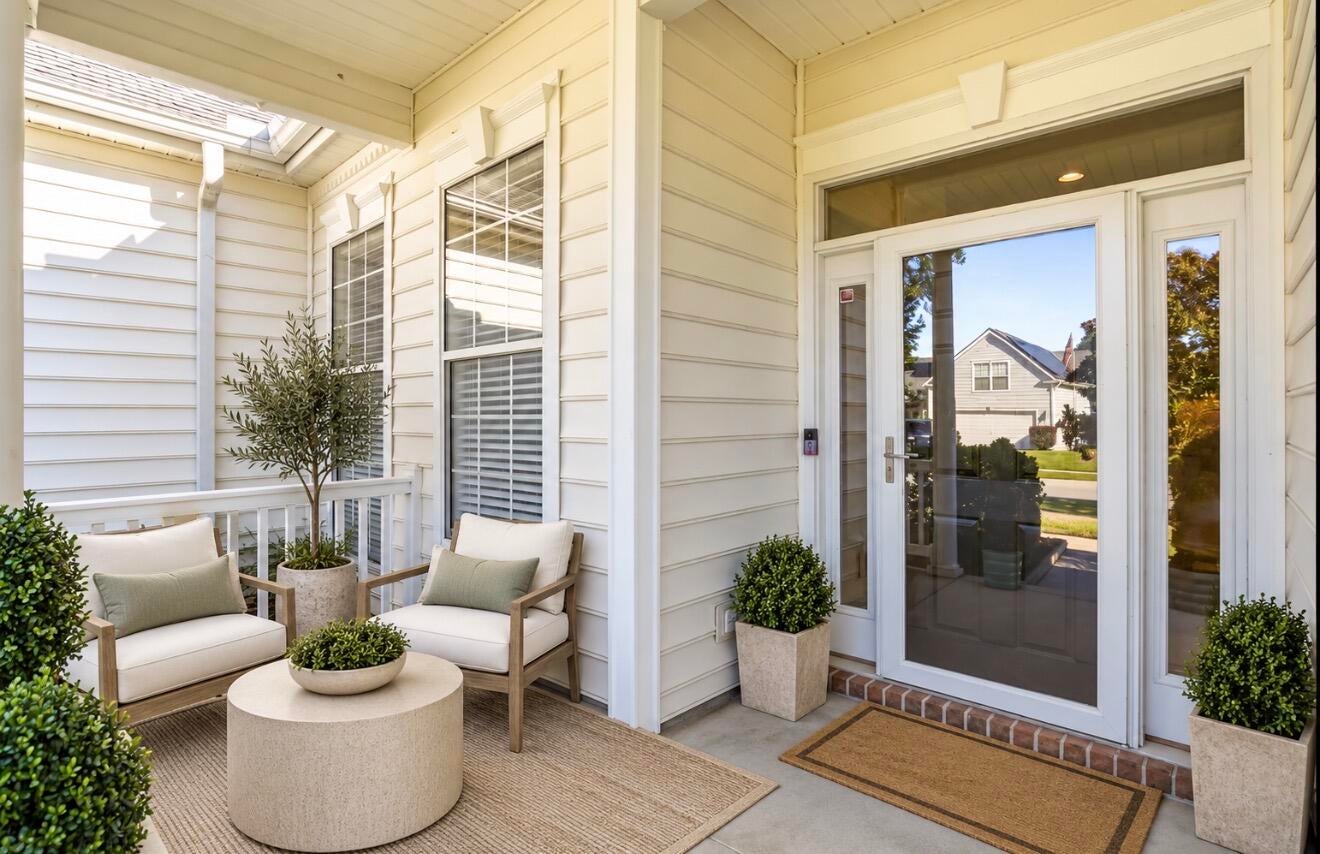1405 Coopers Hawk Drive