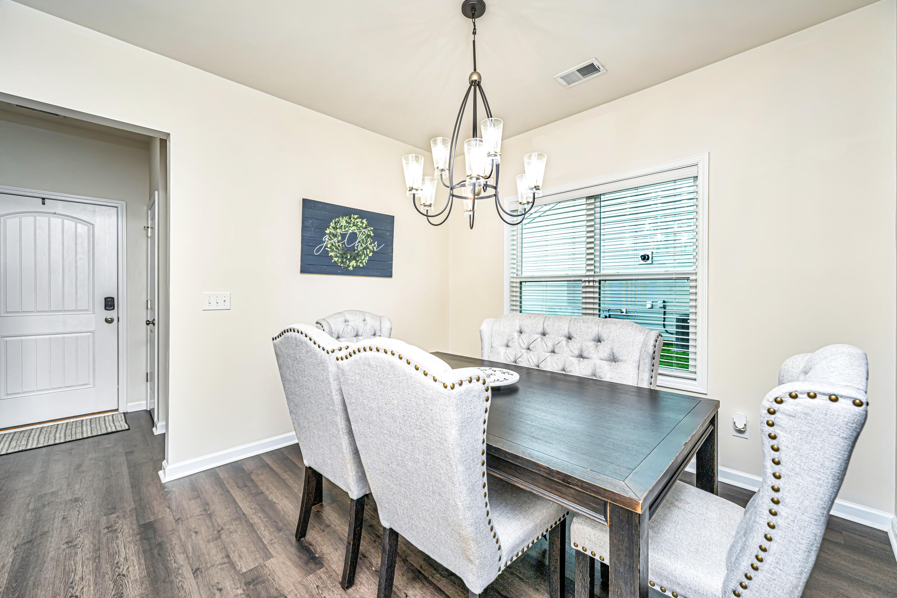 141 Clydesdale Circle