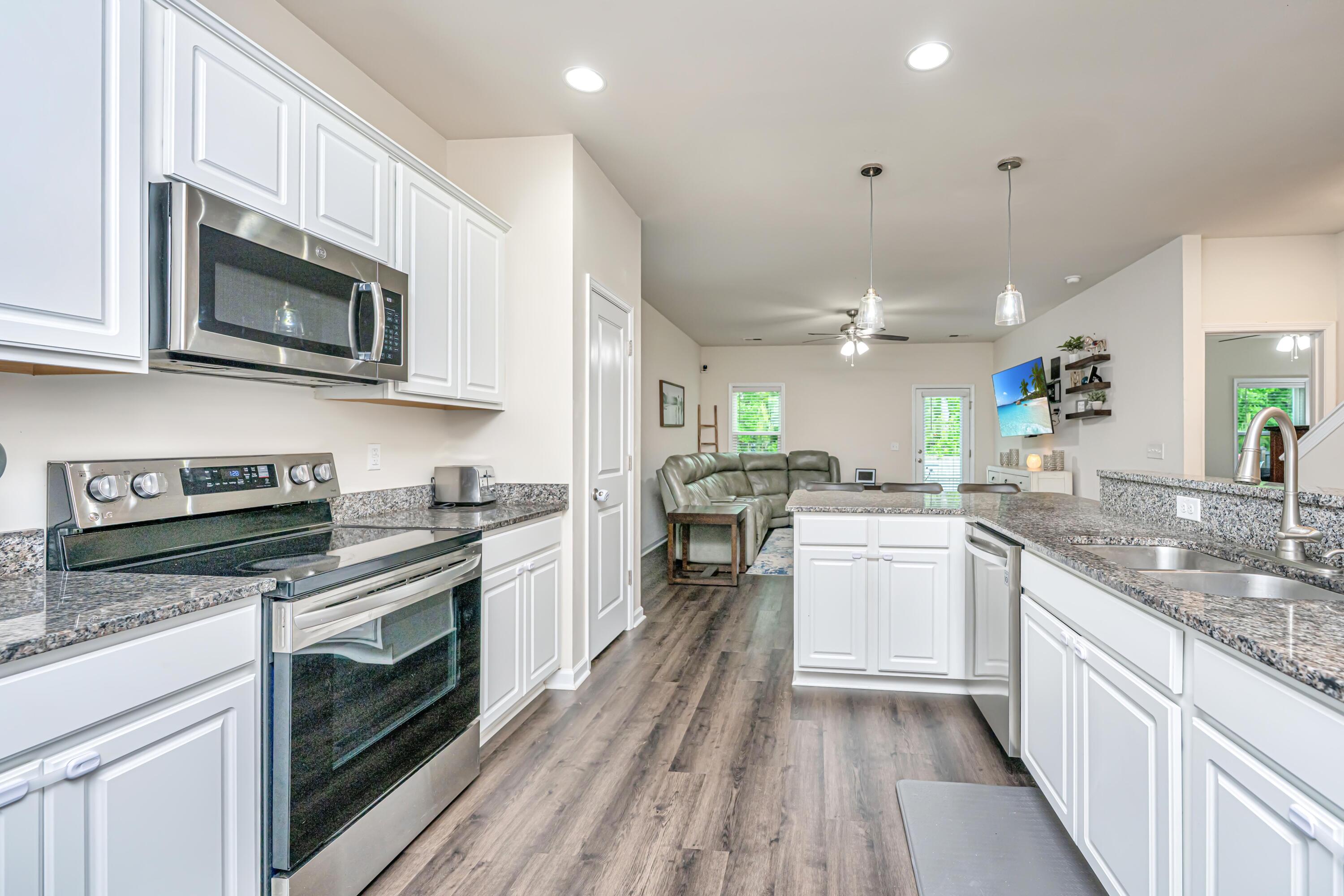 141 Clydesdale Circle