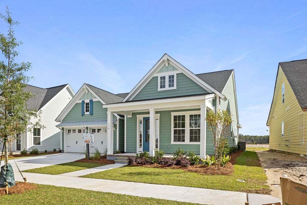Photo of 708 Twinflower Lane, Summerville, SC 29486 (MLS # 25024035)
