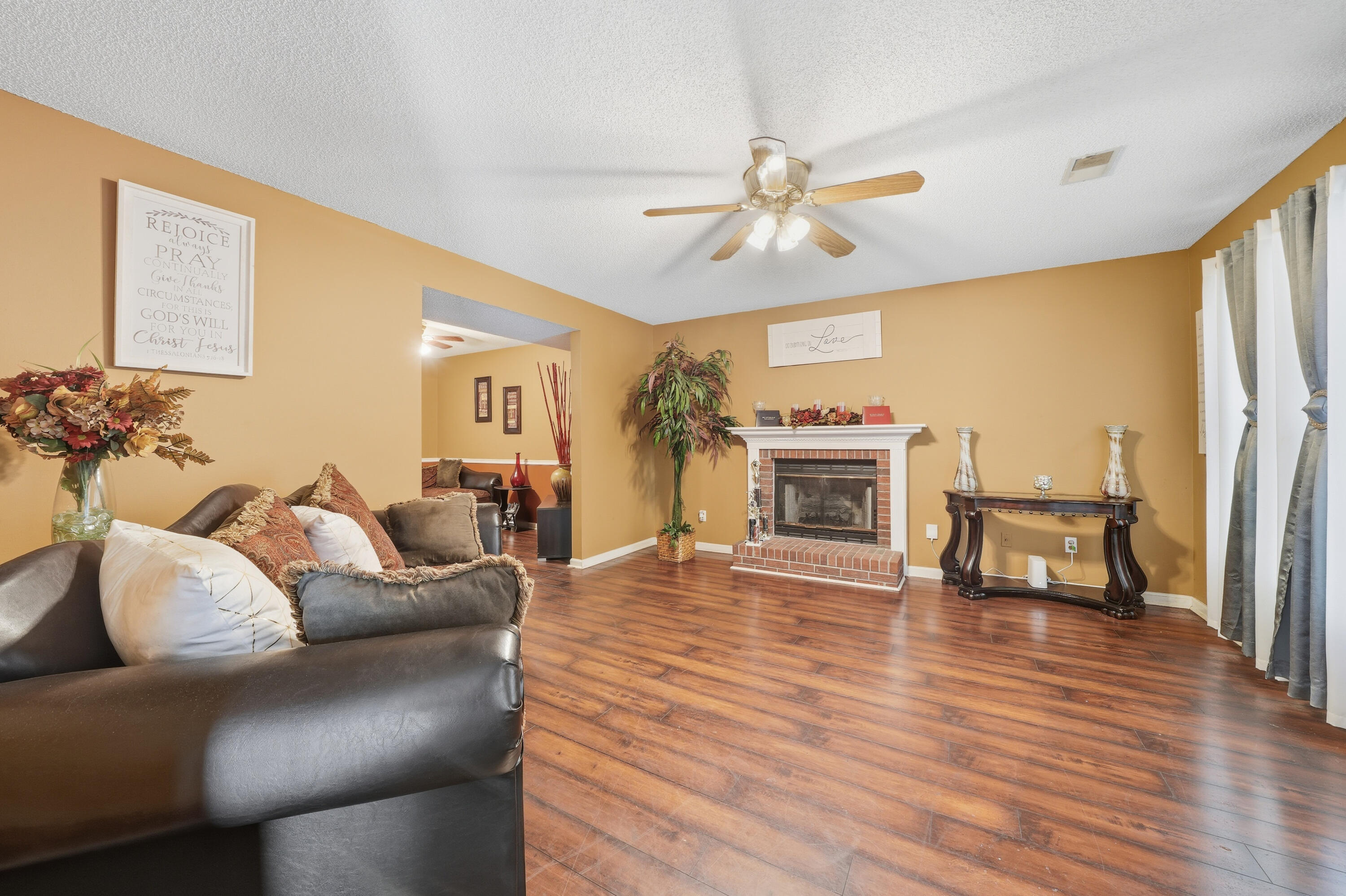 8352 Coventry Court