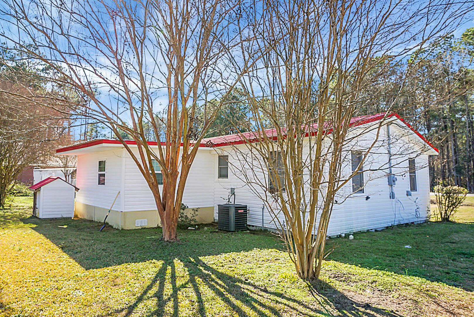 2571 Camden Road