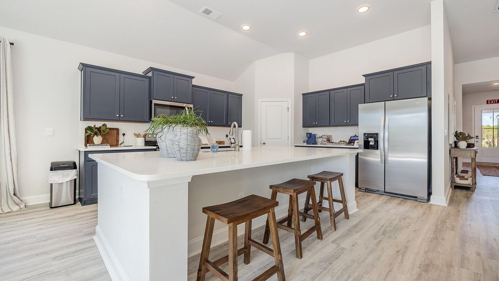 Photo of 324 Willow Run Drive, Summerville, SC 29486 (MLS # 25026436)