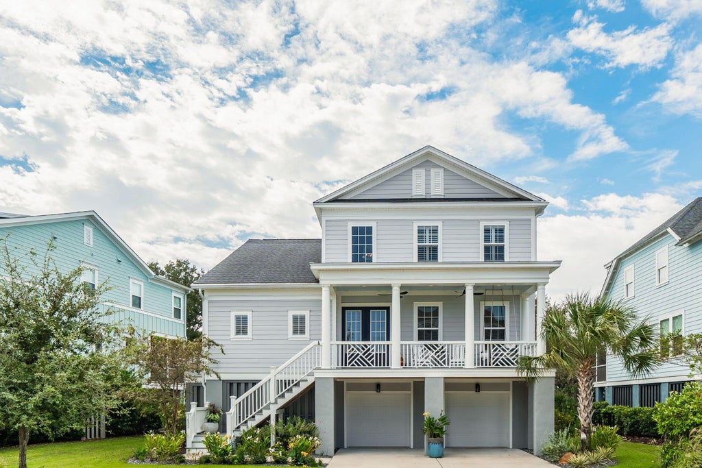 Photo of 1432 Stratton Place, Mount Pleasant, SC 29466 (MLS # 26027807)