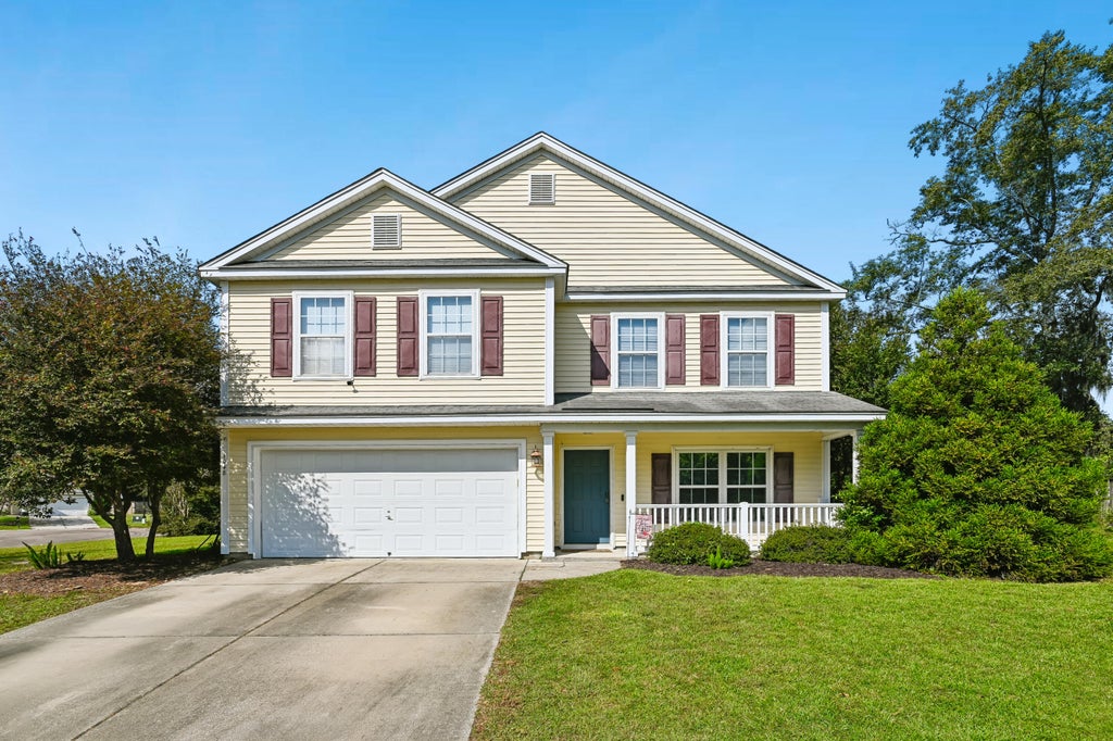 Photo of 1048 Moss Grove Drive, Moncks Corner, SC 29461 (MLS # 26028757)