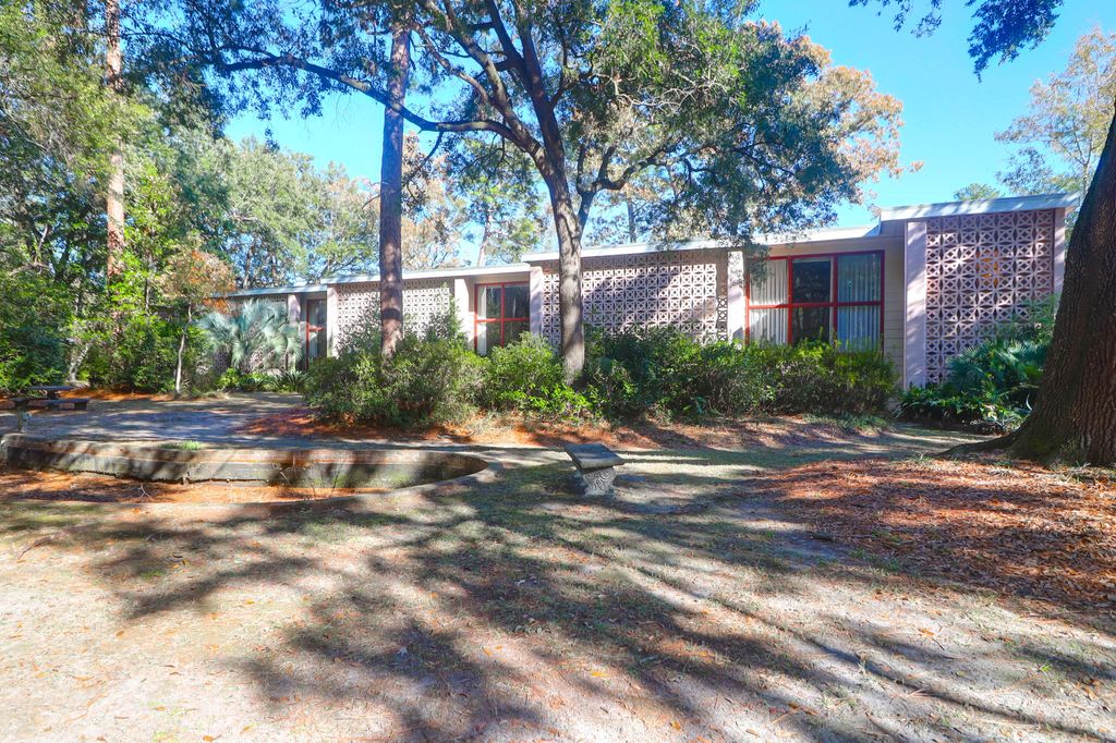 Photo of 102 Candlelite Path #102,104,106,108, Summerville, SC 29483 (MLS # 26000458)