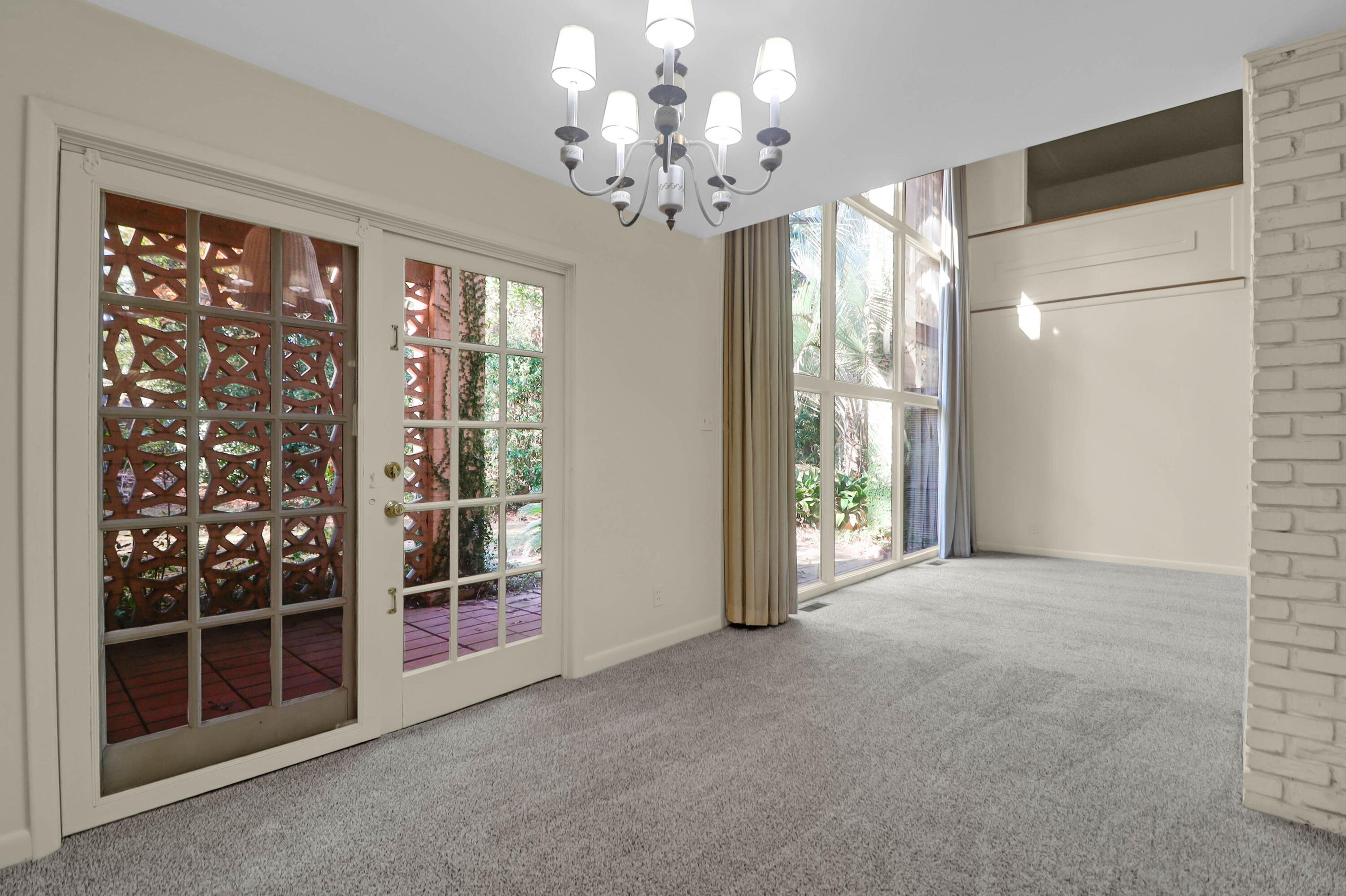 102 Candlelite Path 102,104,106,108