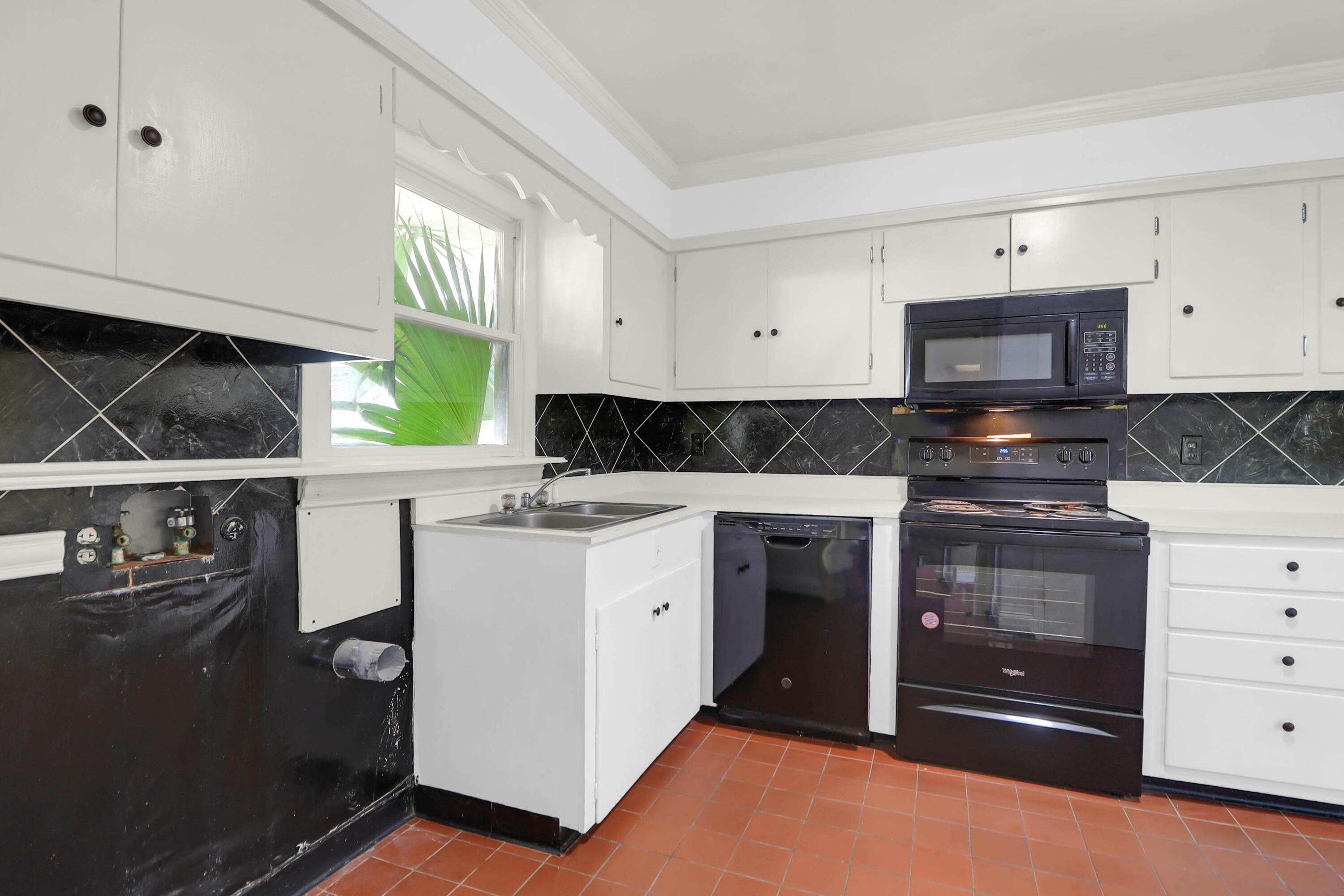 102 Candlelite Path 102,104,106,108