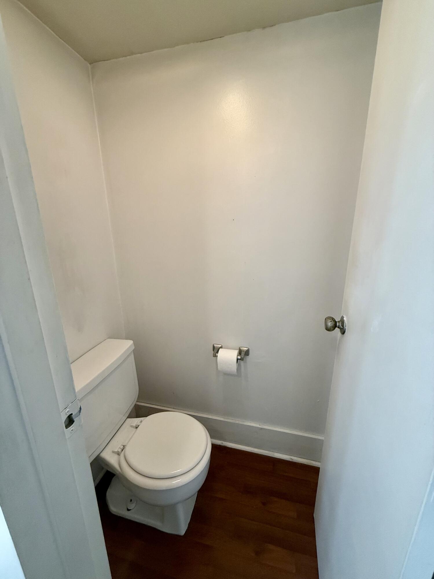 2251 Hillcrest Avenue 6c