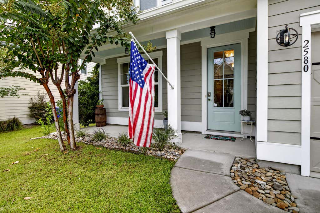 Photo of 2580 Larch Lane, Mount Pleasant, SC 29466 (MLS # 26022509)