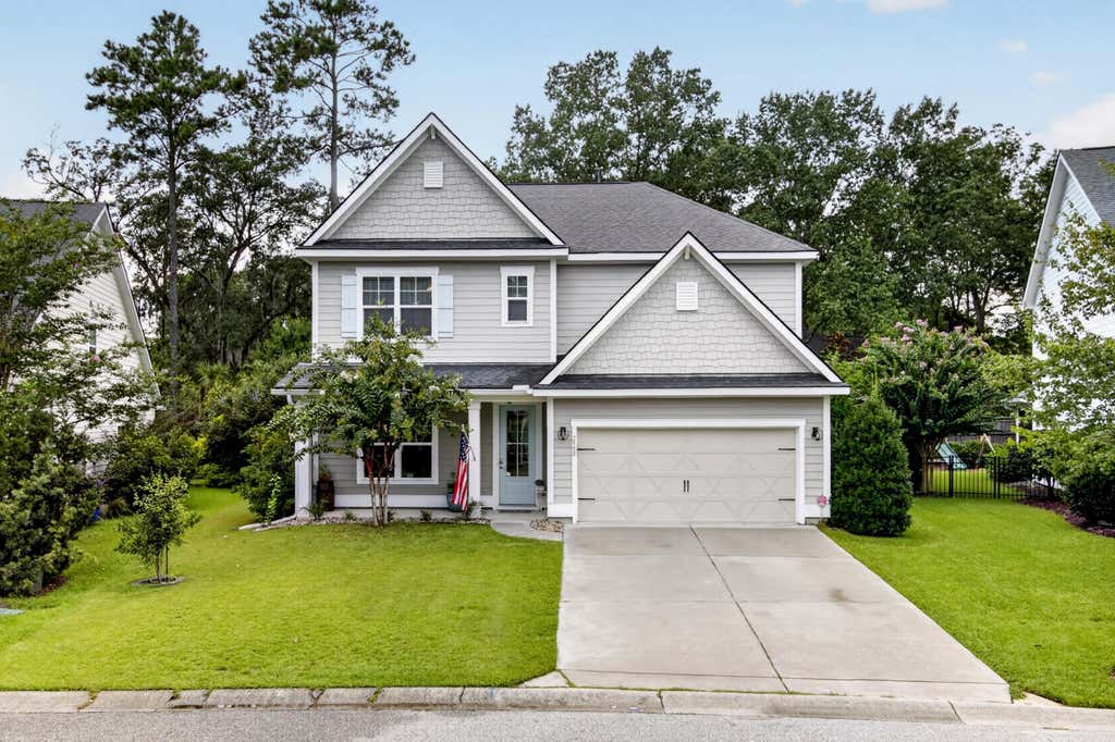 Photo of 2580 Larch Lane, Mount Pleasant, SC 29466 (MLS # 26022509)